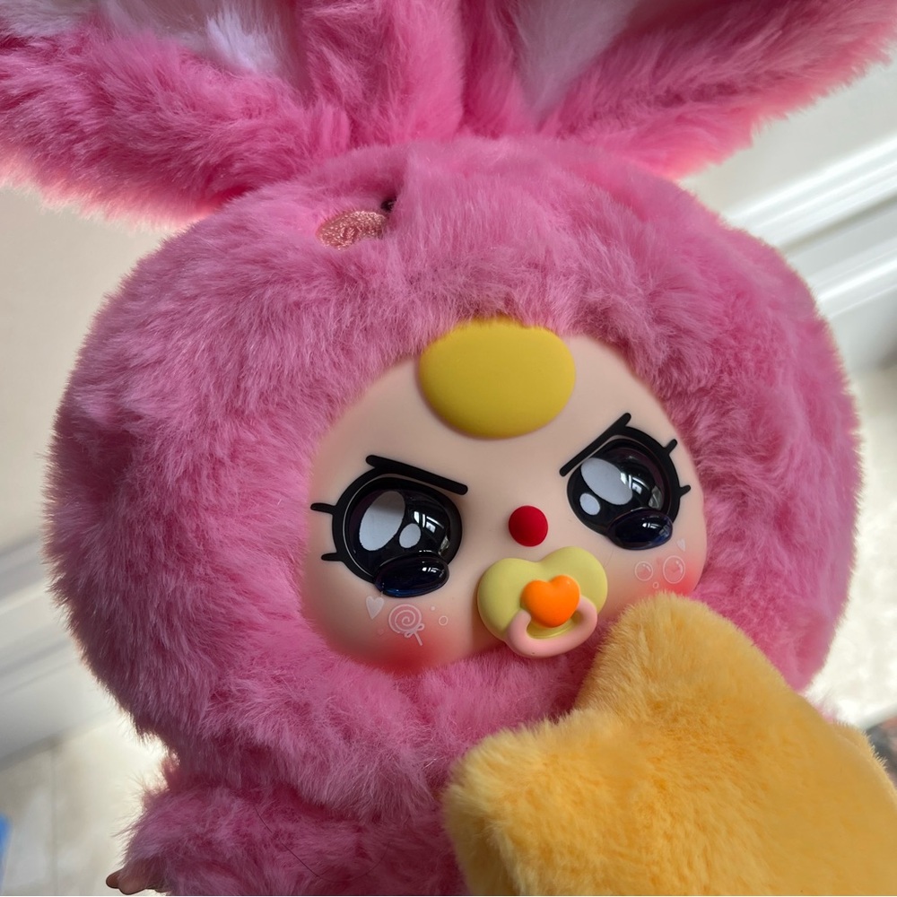 Baby three Lily rabbit town plush keychain - Picture 5 of 5